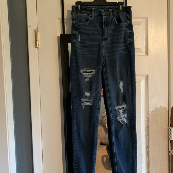 American Eagle high waisted distressed jeans - Picture 1 of 5